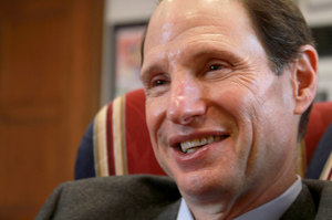 Wyden: States Will Drive Support For Pre-Emption Bill