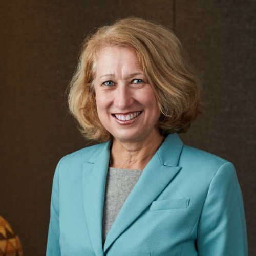 Photo of Stephanie Stapleton