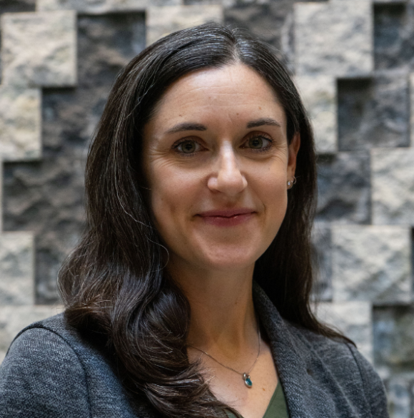 Photo of Lynne Cotter