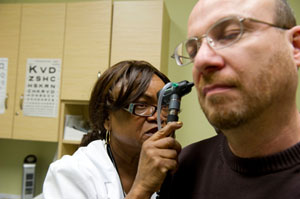 Walgreens Becomes 1st Retail Chain To Diagnose, Treat Chronic Conditions