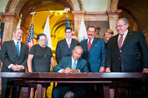 Mass. Patients Can 'Shop' For Health Care -- At Least In Theory